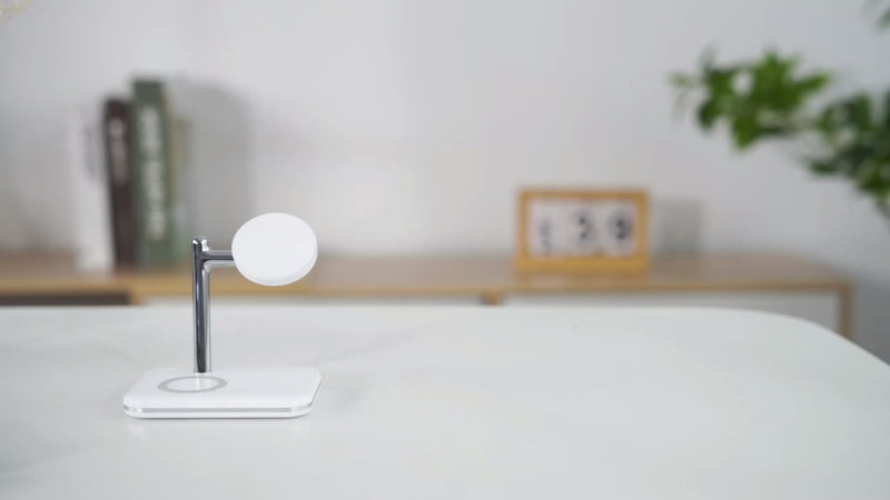 2-in-1 wireless charger demo for Samsung Galaxy Watch and Buds, showcasing fast charging, foldable design, adjustable angles, and compatibility with Galaxy Watch models 5, 5 Pro, 4, 4 Classic, 3, 3 Classic, Active 2, Active 1, and Galaxy Buds 2, 2 Pro, Pro, Live, highlighting compact and portable features.